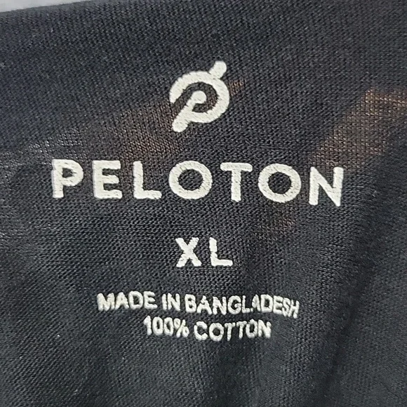 Peloton Women's Black Short Sleeve Graphic T-Shirt XL - Picture 3 of 3